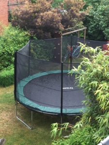Ampel 24 Gartentrampolin 430
